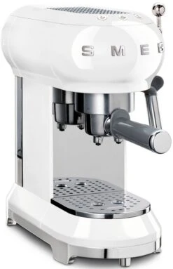 Smeg ECF01 Espresso Machine