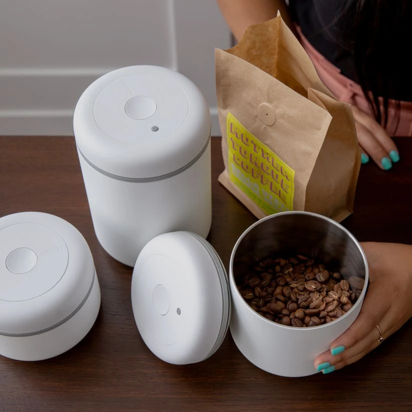 Fellow Atmos Vacuum Canister For Coffee Beans, Matte White Steel 3 Fellow Atmos Vacuum Canister For Coffee Beans, Matte White Steel - Image 3