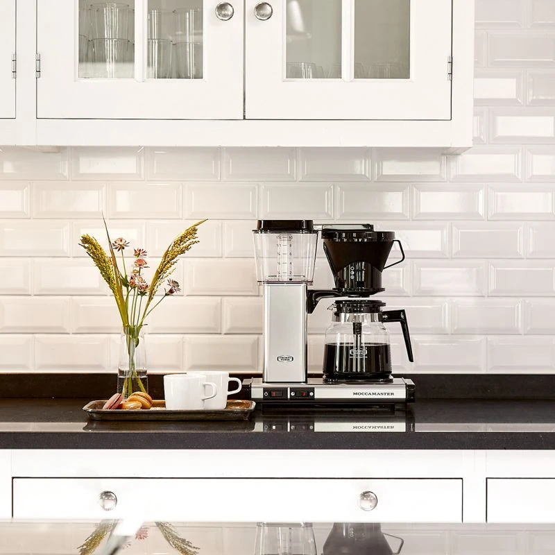 Moccamaster Manual S Coffee Maker 1.25 L, Polished Silver 2 Moccamaster Manual S Coffee Maker 1.25 L, Polished Silver - Image 2